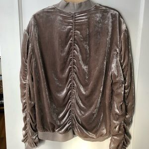 Free people bomber